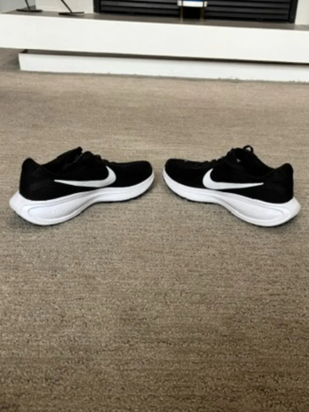 Nike Women's Revolution 8 Running Shoes in Great Condition